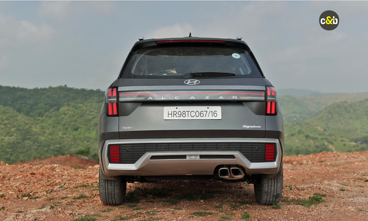 Hyundai Alcazar Rearlook
