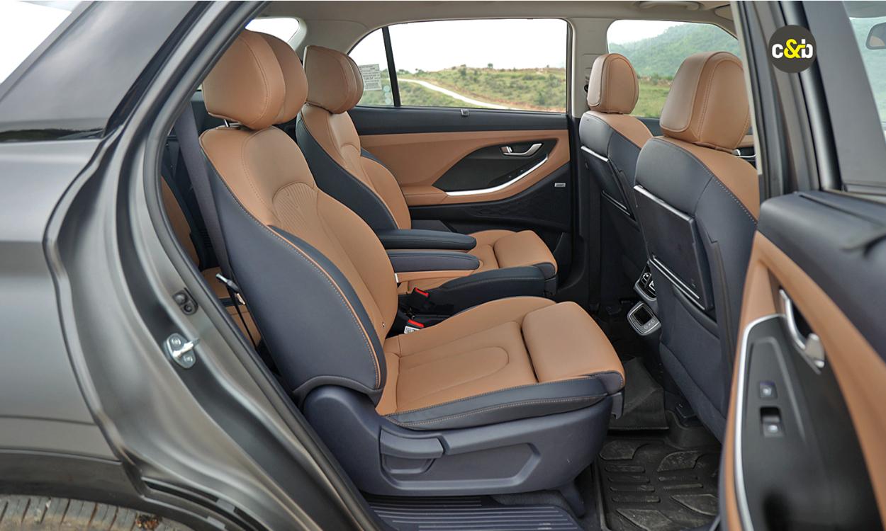 Hyundai Alcazar Comfort Rera Seats