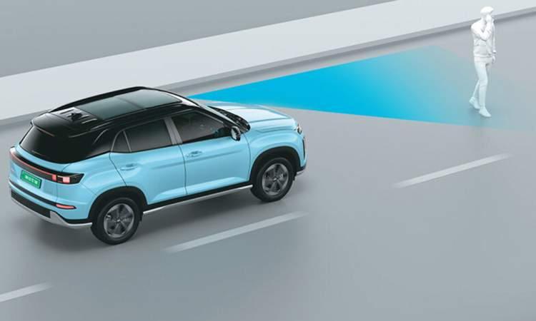 Safety 800x530 Smart Sense Forward Collision Pedestrian