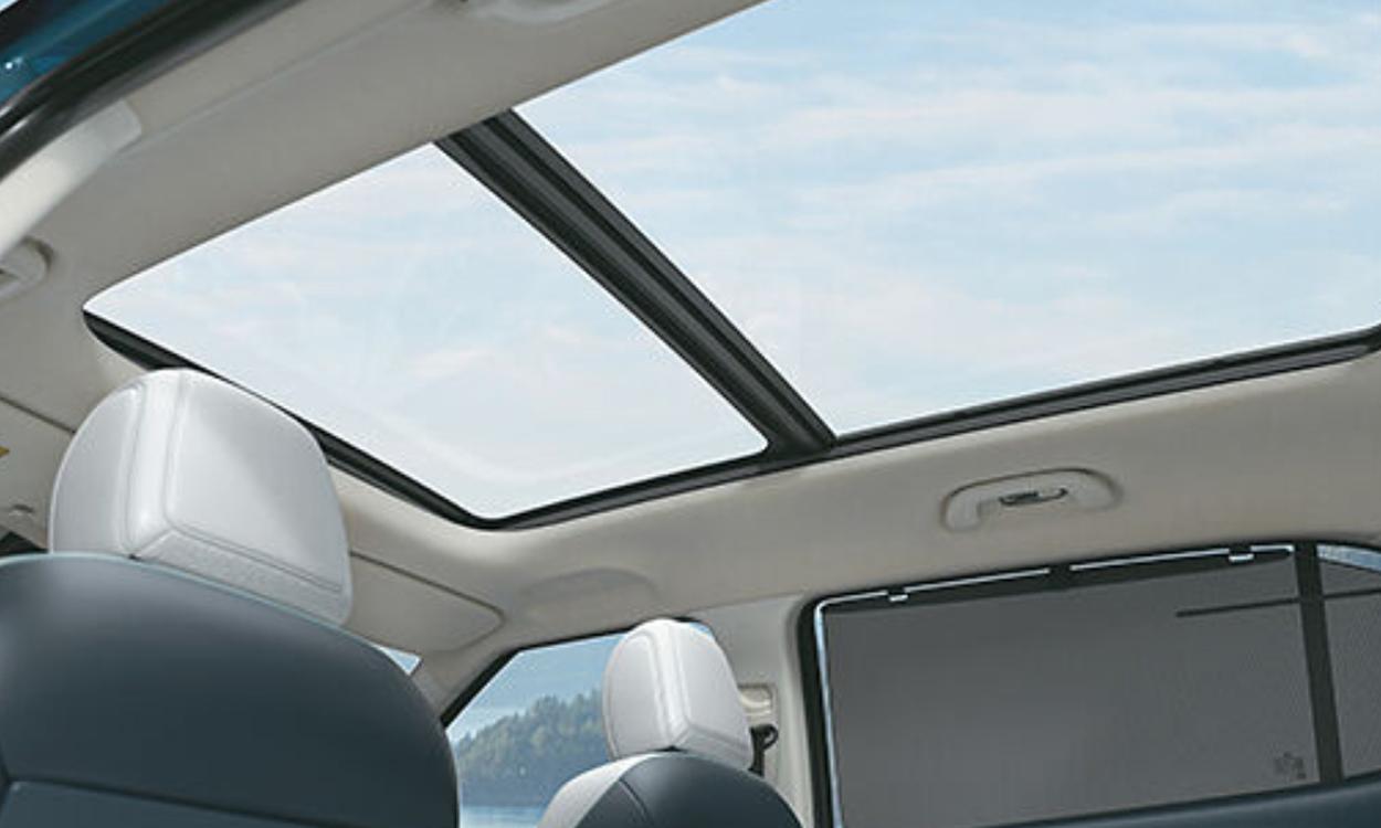 Convenience Voice Enabled Smart Panoramic Sunroof Hyundai creta EV
