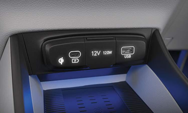 Hyundai_elite_i20_fast_usb_charging