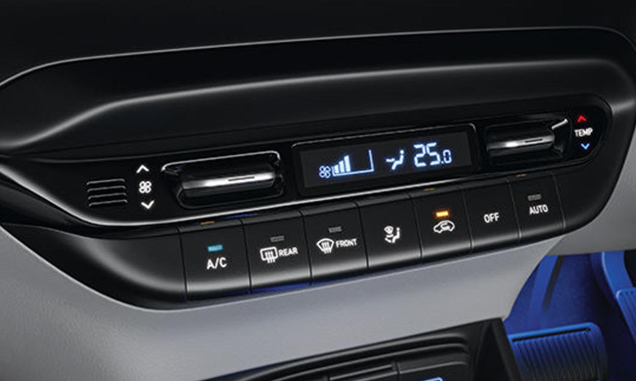 Hyundai_elite_i20_fully_automatic_temperature_control