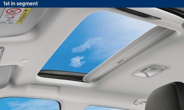 Hyundai Exter Voice Enabled Smart Electric Sunroof