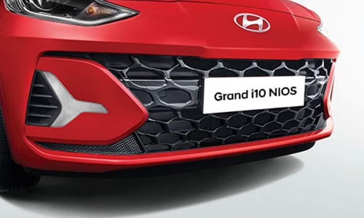 Hyundai_grand_i10_nios_front_grille