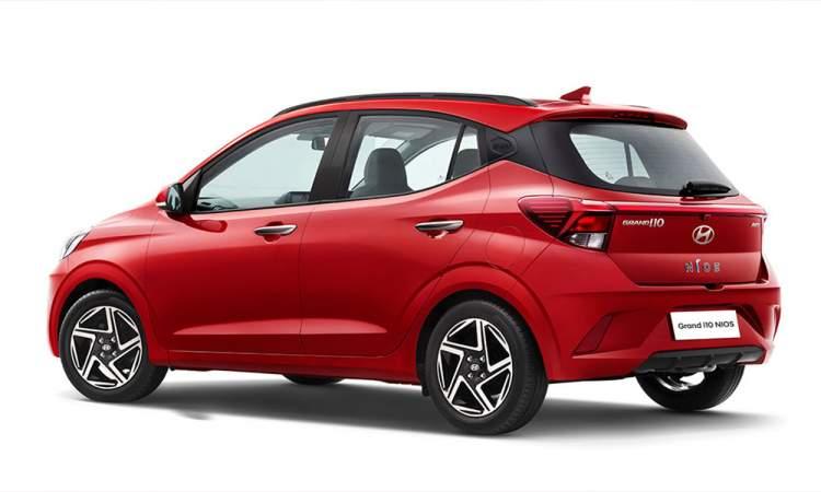 New Grand_i10_nios_rear_light_and_wheels