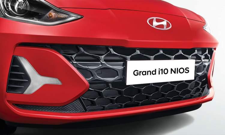 Hyundai_grand_i10_nios_stylish_design