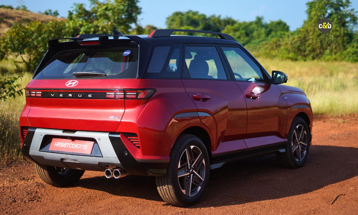 2025 Hyundai Venue N Line Exterior Quartar Glass