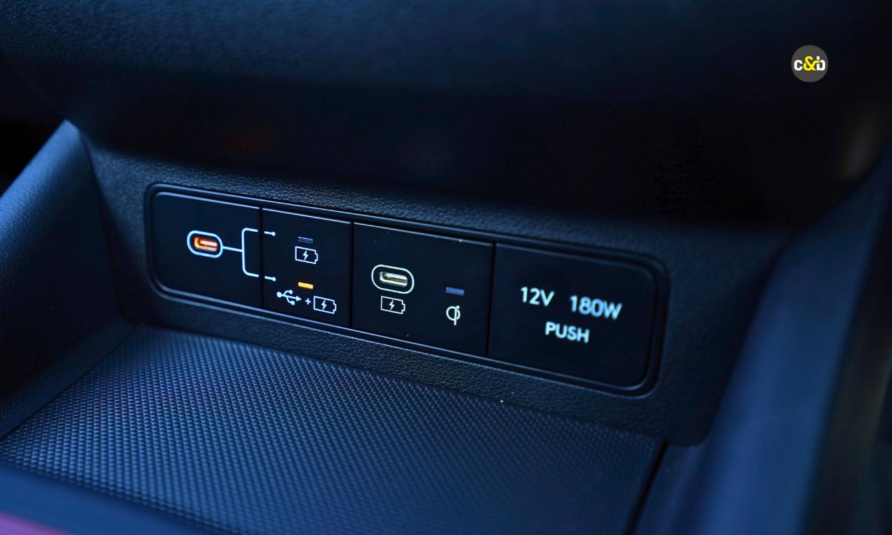 2025 Hyundai Venue N Line Interior Usb