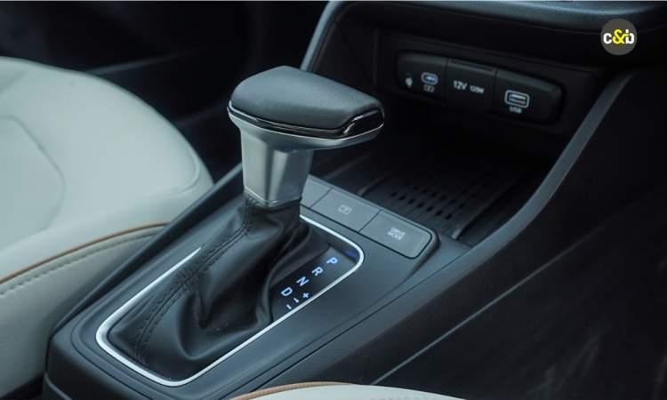 2023 Hyundai Verna Interior Gear Stick