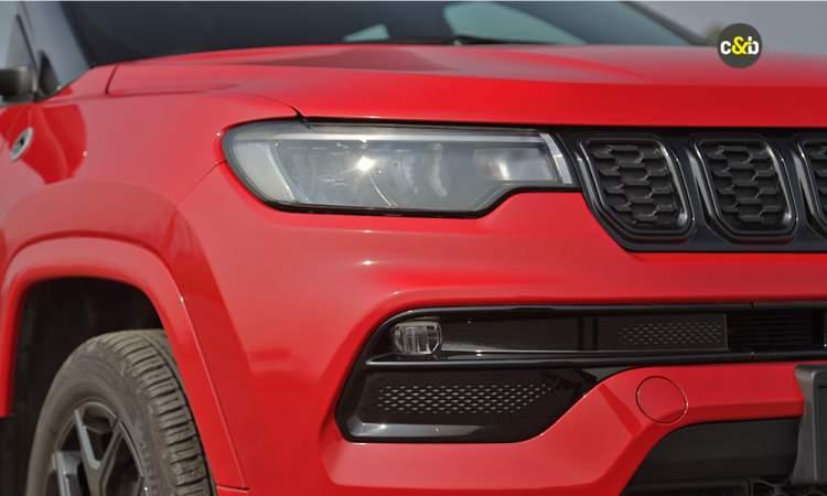 Jeep Comapss headlight