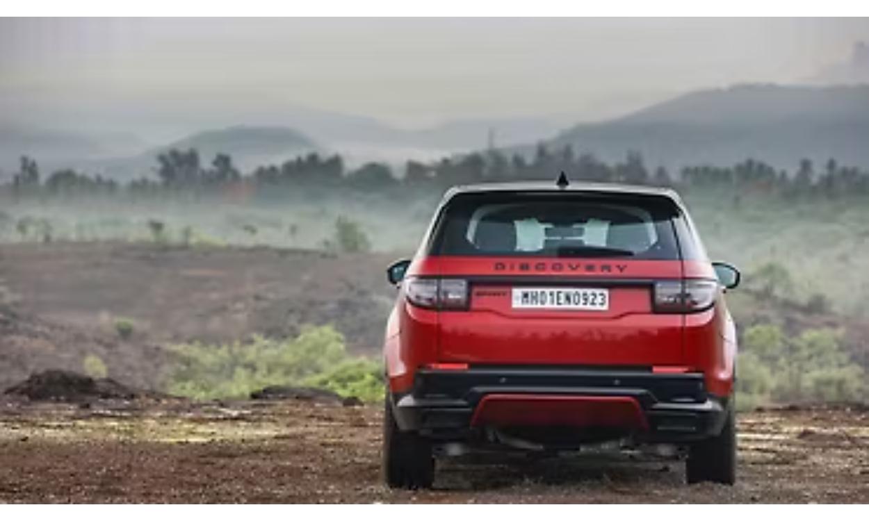 Discovery Sport Exterior Rear View 2