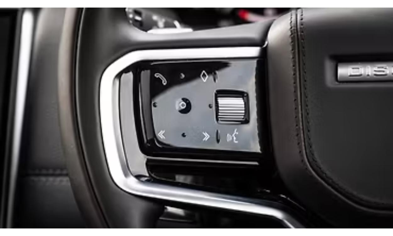 Discovery Sport Interior Left Steering Mounted Controls