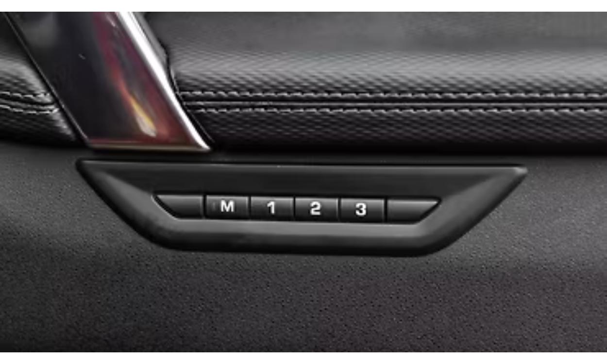 Discovery Sport Interior Seat Memory Buttons