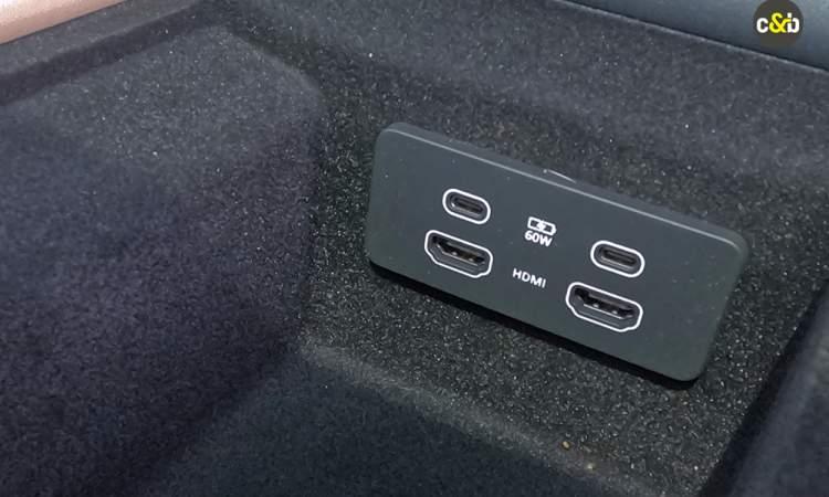 Land Rover Range Rover Charging Point