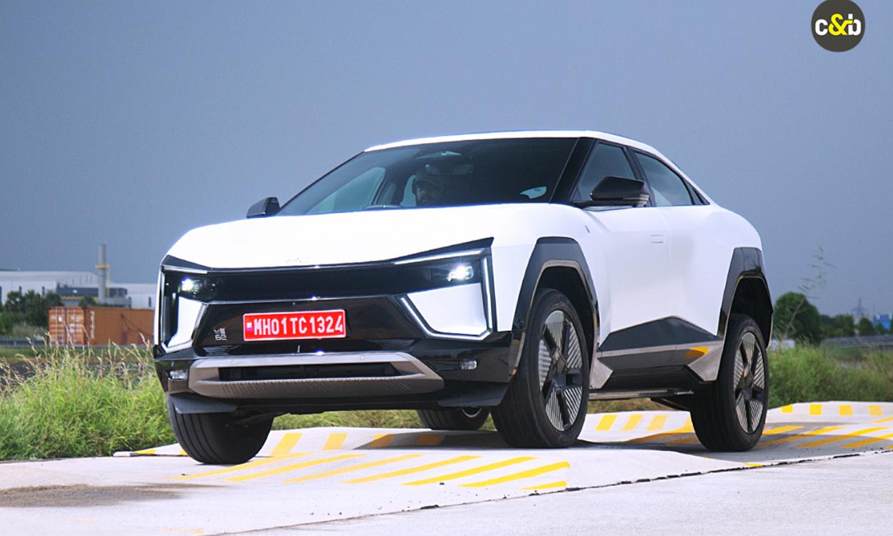 Mahindra Be 6 Headlightview