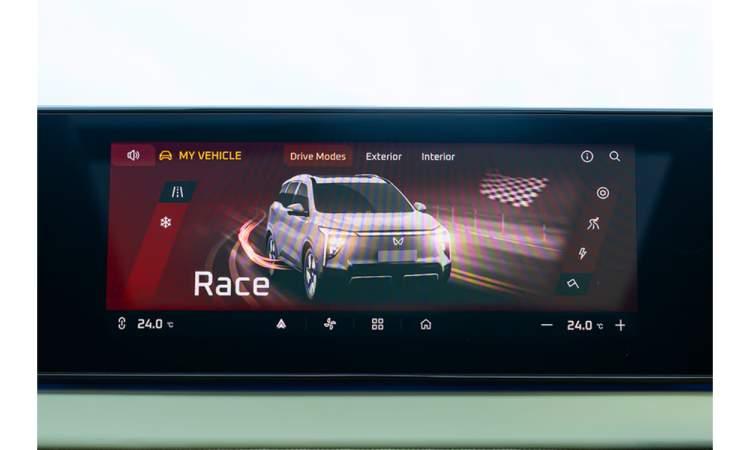 Mahindra Xev 9s Infotainment System