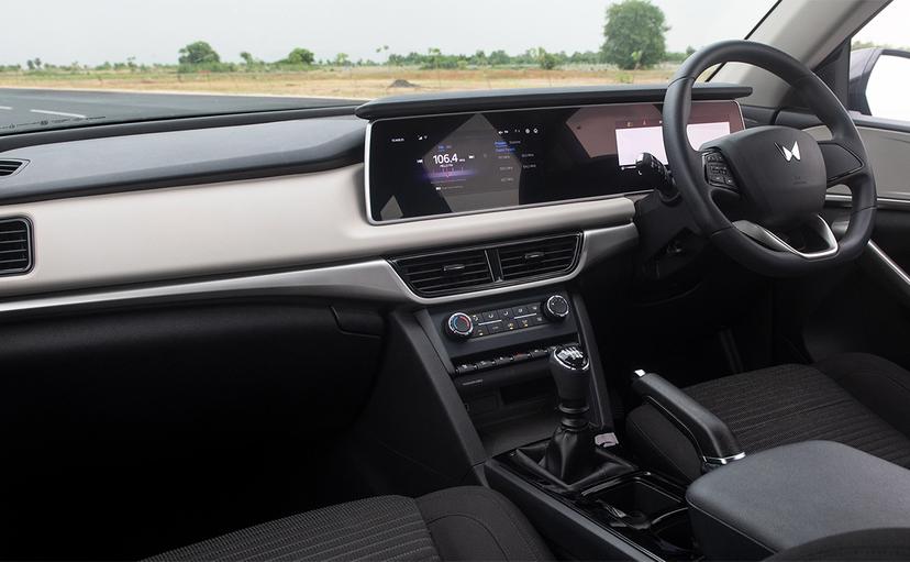 Mahindra Xuv 700 Dashboard