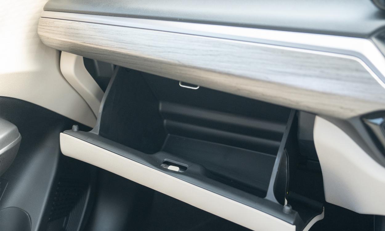 Maruti Suzuki Dzire Glove Box