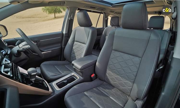 Maruti Suzuki Invicto Front Seats
