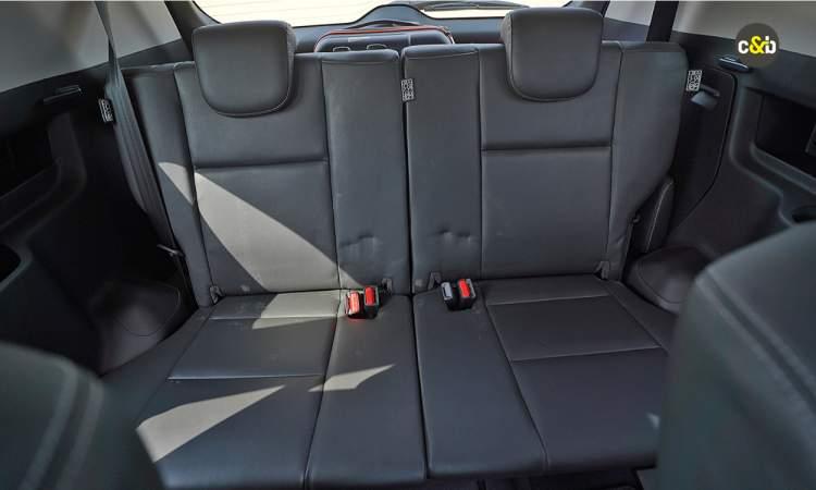 Maruti Suzuki Invicto Rear Seats