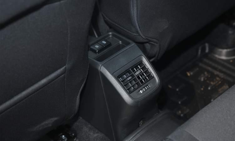 Maruti Suzuki Swift Front Ac