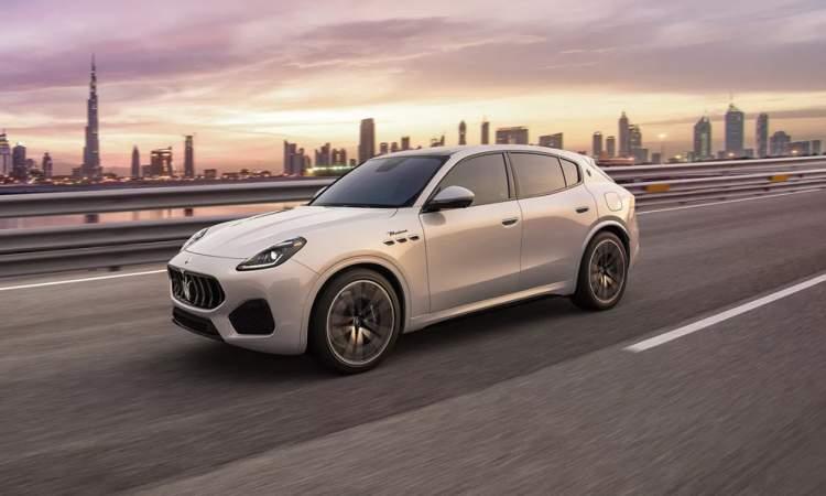 Maserati grecale rideview