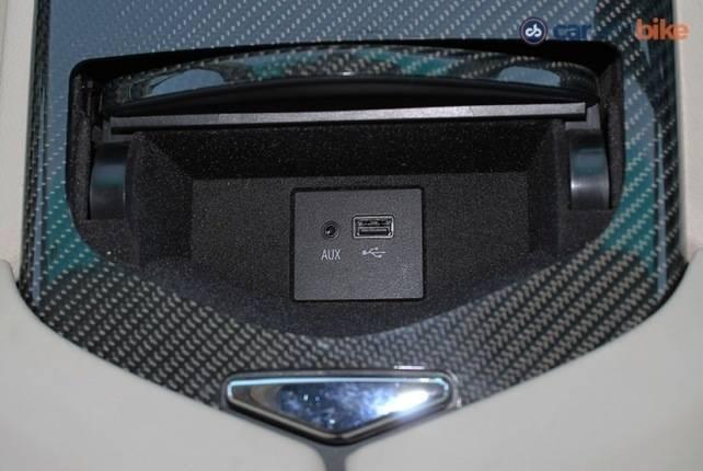 Maserati Quattroporte Aux And Usb Connectivity