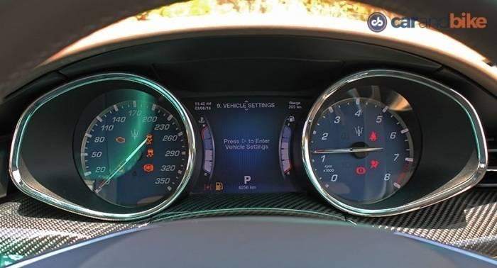 Maserati Quattroporte Meter Console