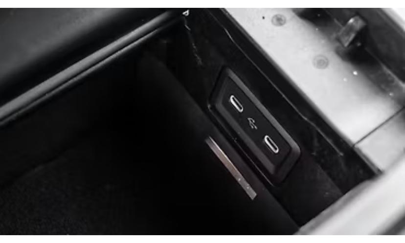 Mercedes Amg C43 Interior Usb Port Aux Power Socket Wireless Charging