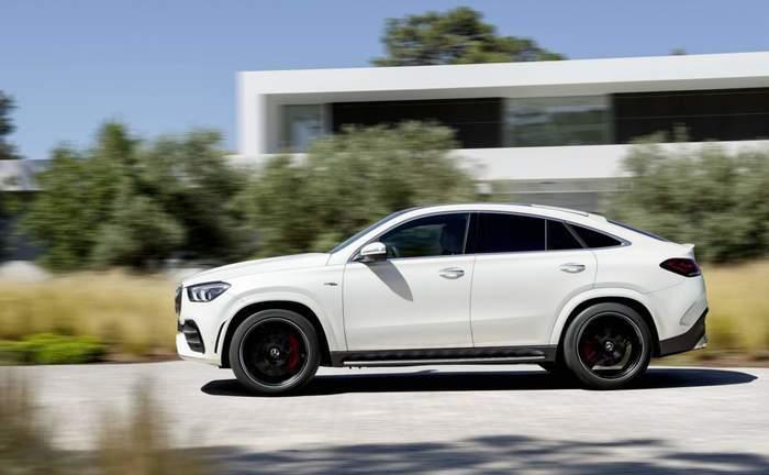 Mercedes Amg Carsgle Coupe 53 Running View