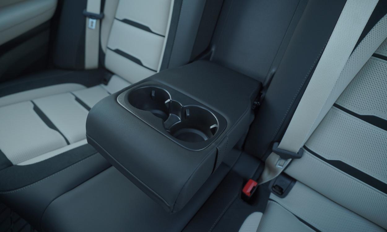 Mercedes Amg Gle 53 Cupholder