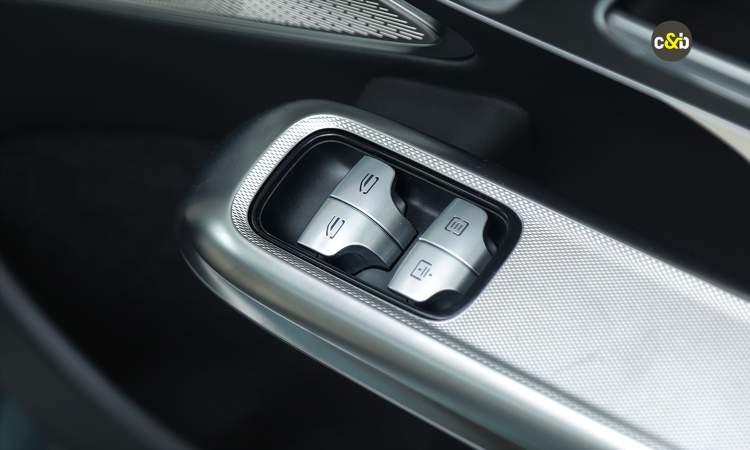 Mercedes Benz E220d Gear