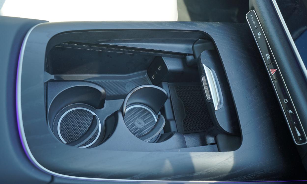 Mercedes E Class Cupholder
