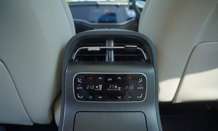 Mercedes E Class Rear Ac