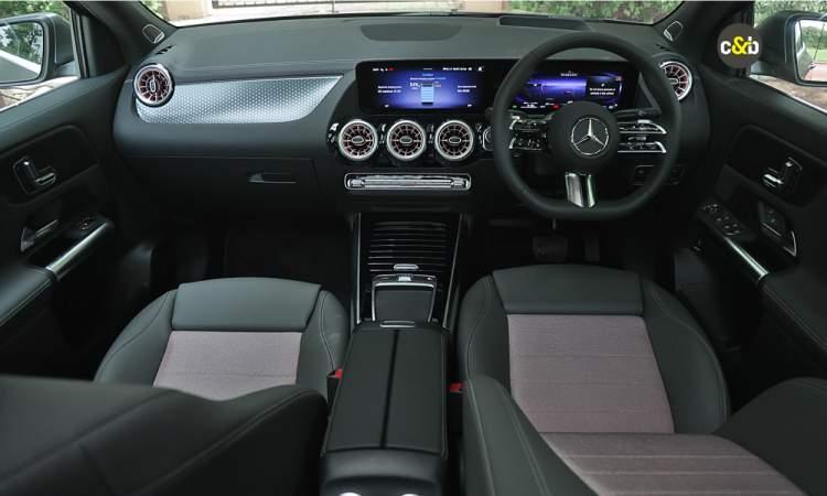 Mercedes Benz Eqa Console