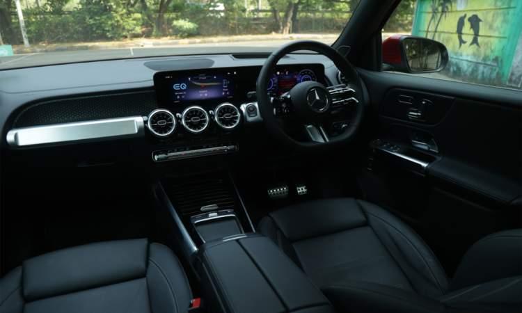 Mercedes Benz Eqb Console