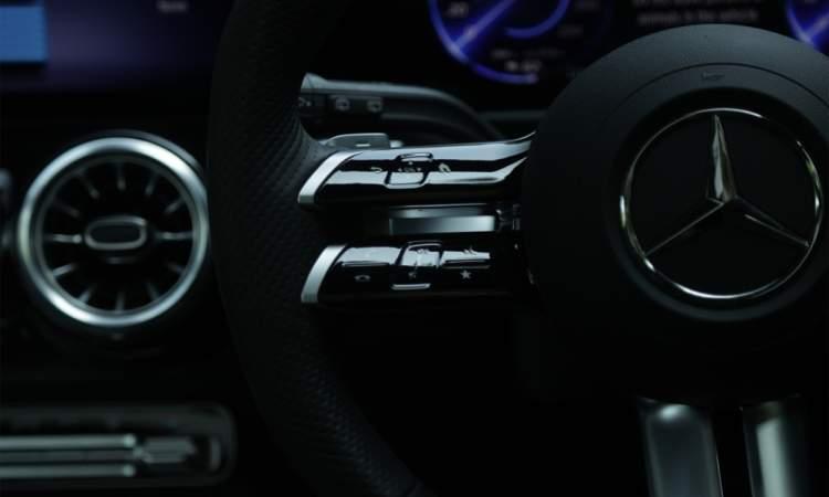 Mercedes Benz Eqb Features