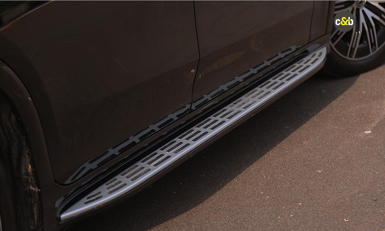 Mercedes Benz Eqs Foot Rest