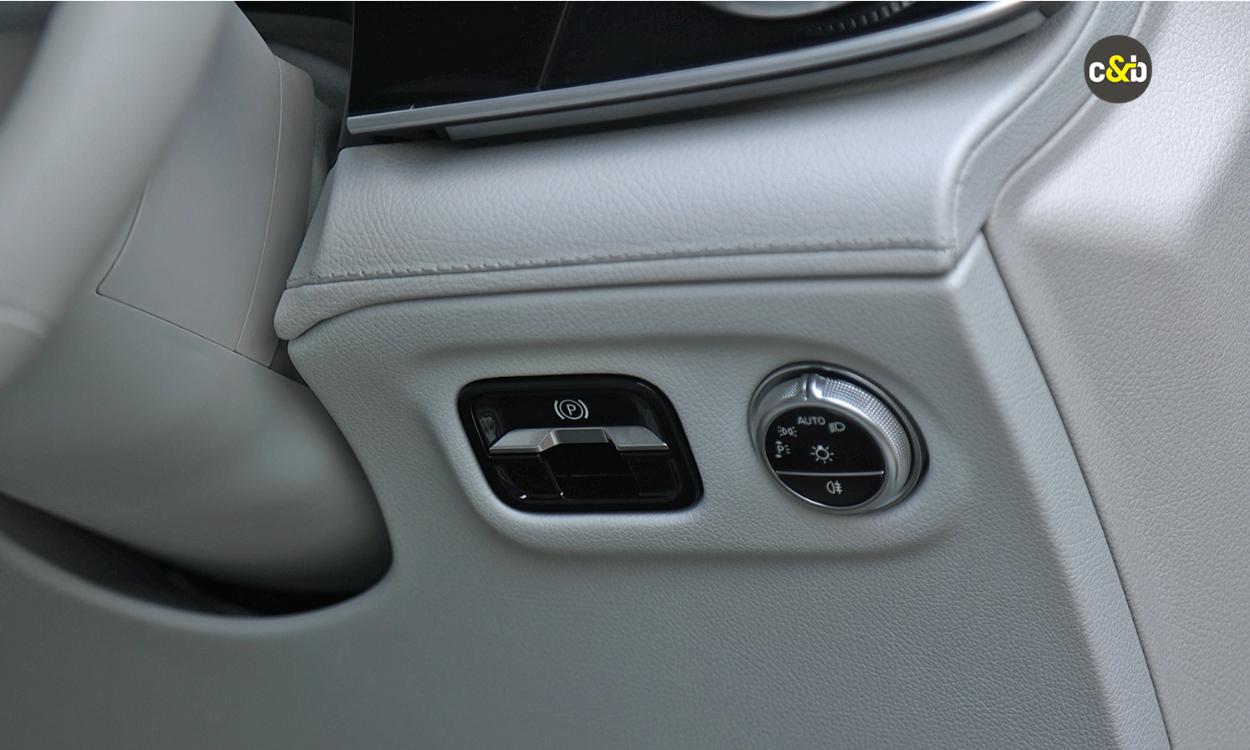 Mercedes Benz Eqs Features2