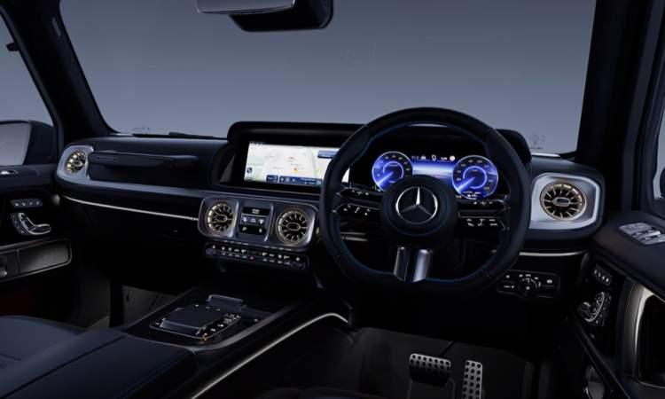 Mercedes Benz G580 Dasboard