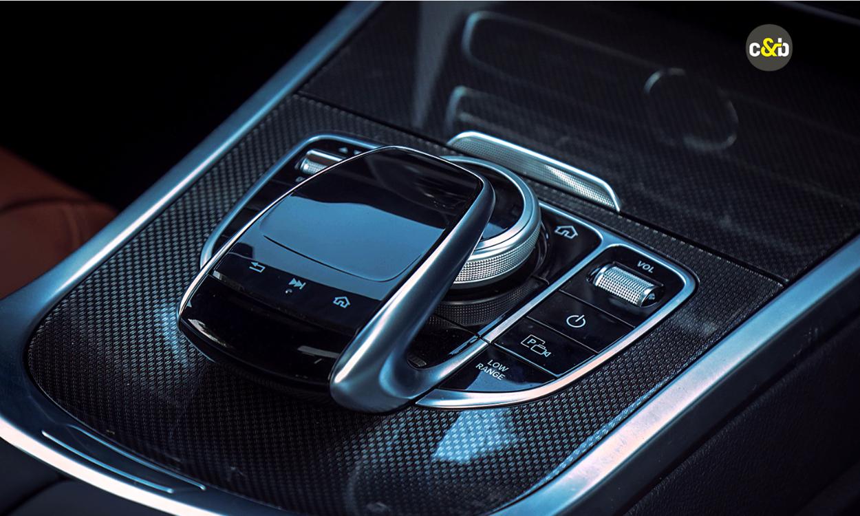 Mercedes Benz G400d Gear