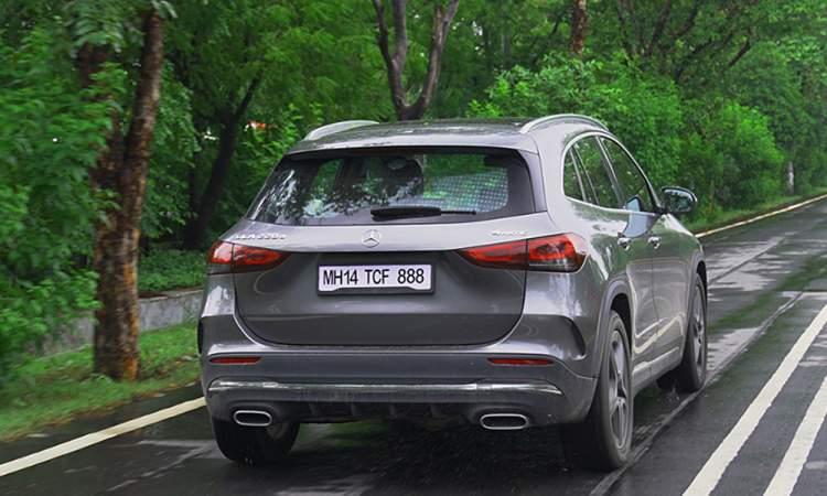 Mercedes Benz Gla Rideview1