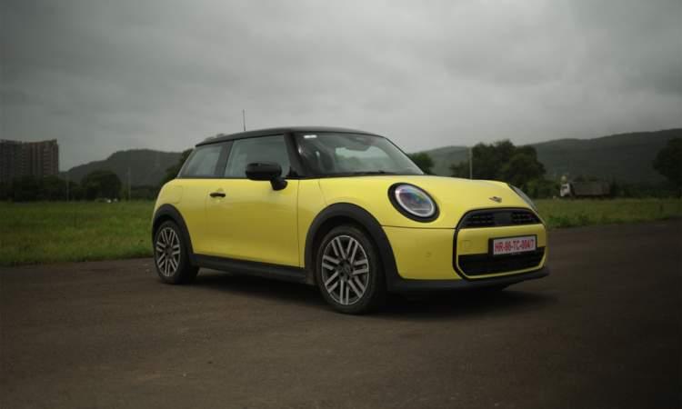 Mini Cooper S Sideview