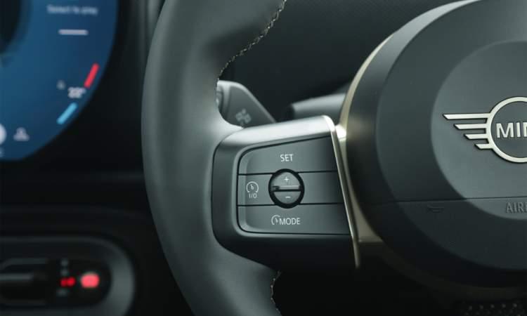 Mini Cooper S Features In Hand