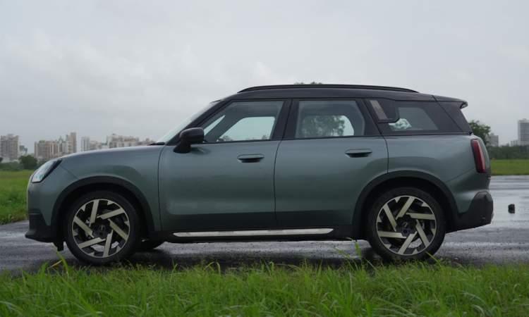 Mini Countryman Sidelook