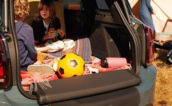 Mini Countryman Boot Space