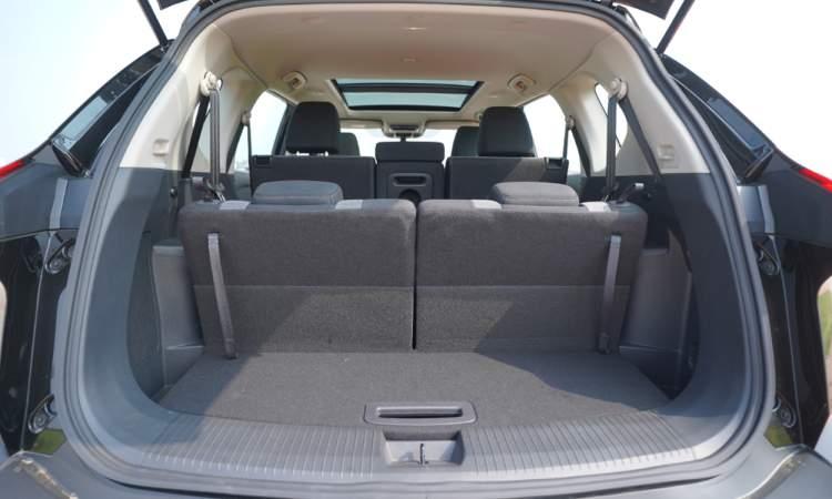 Nissan Xtrail Bootspace
