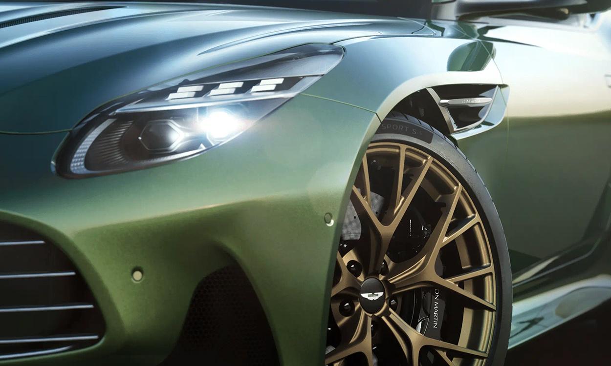 Aston martin db12 confort and safety