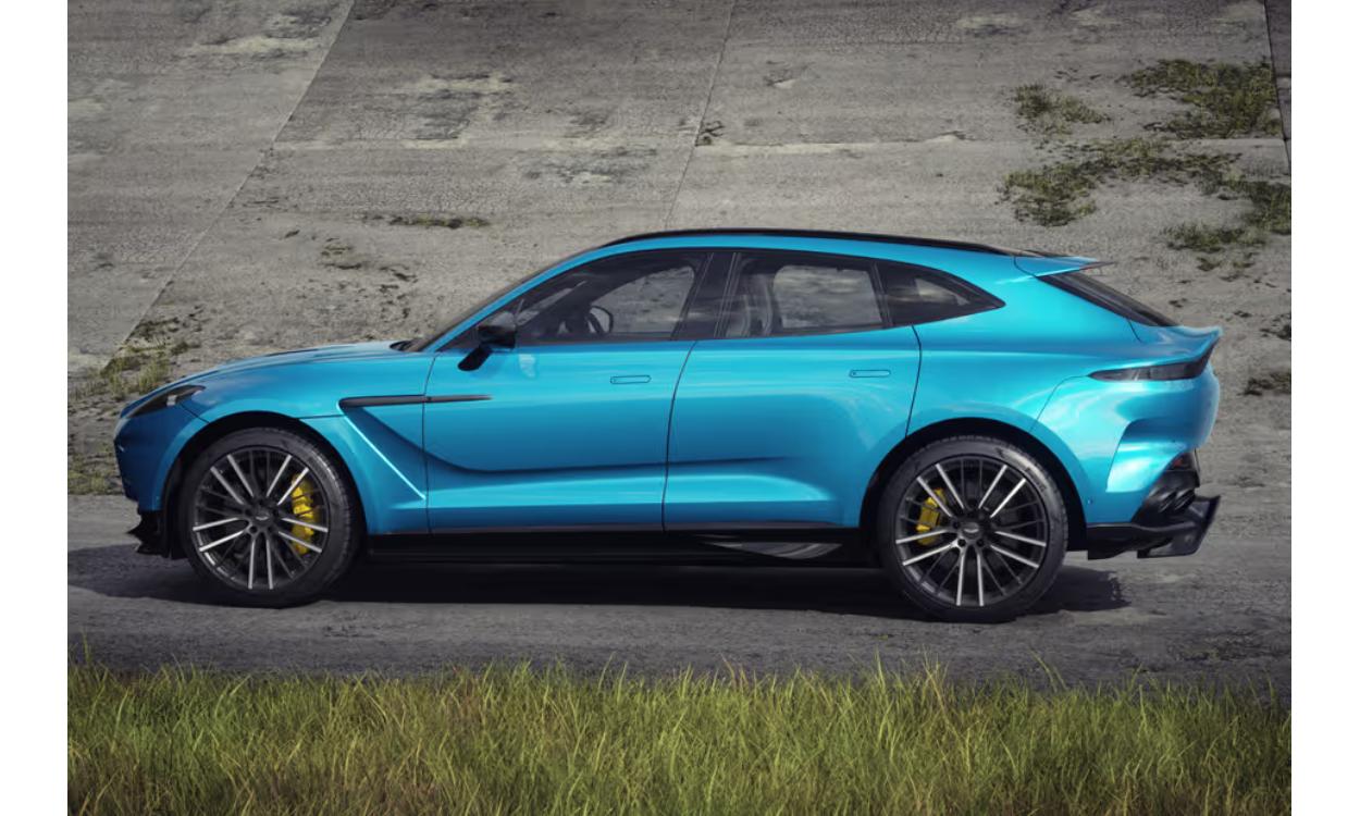 Aston Martin Dbx Side View