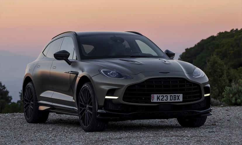 Astron Martin Dbx Frontlook